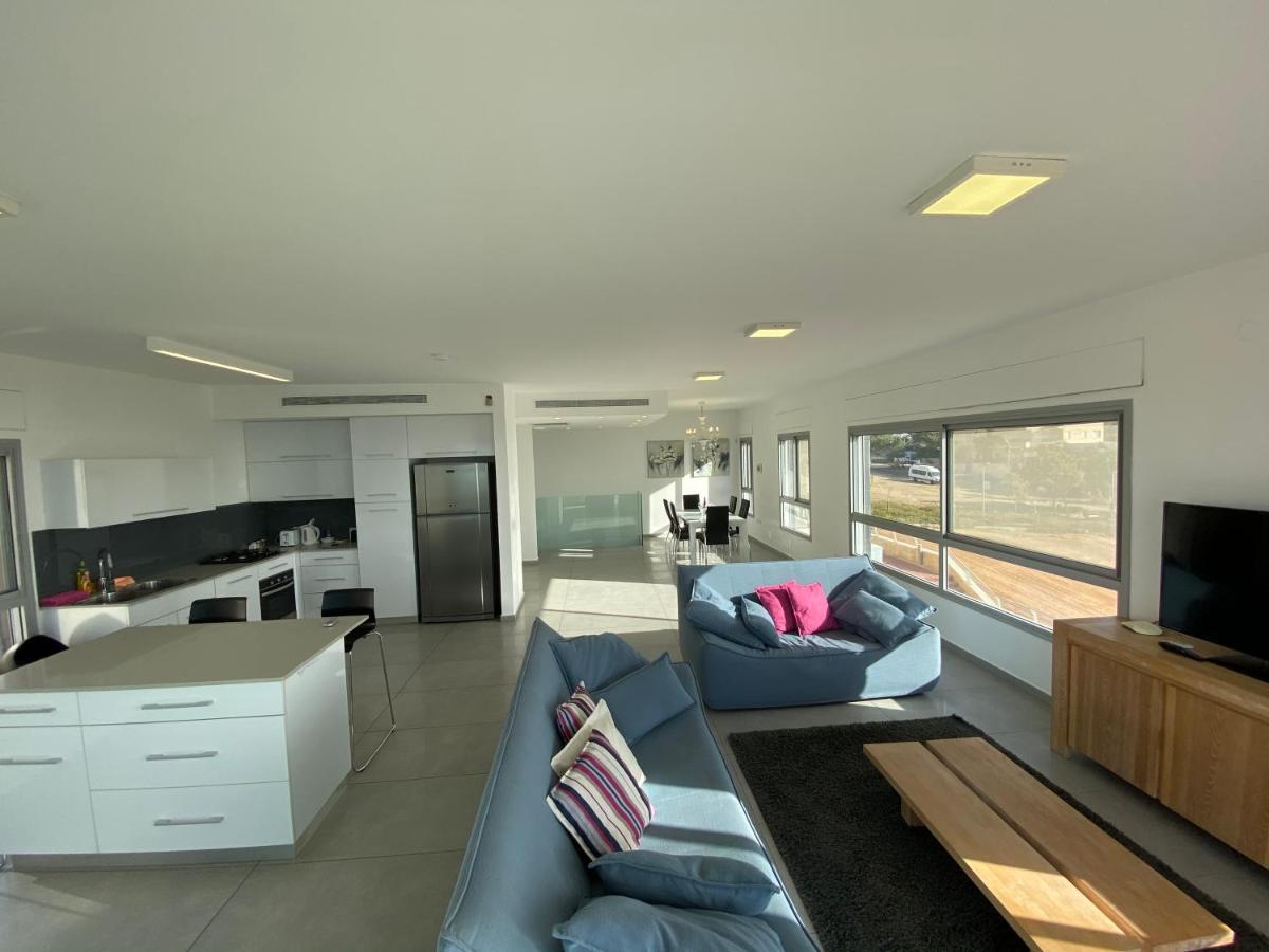Seascape Terraces Netanya Villa Екстериор снимка